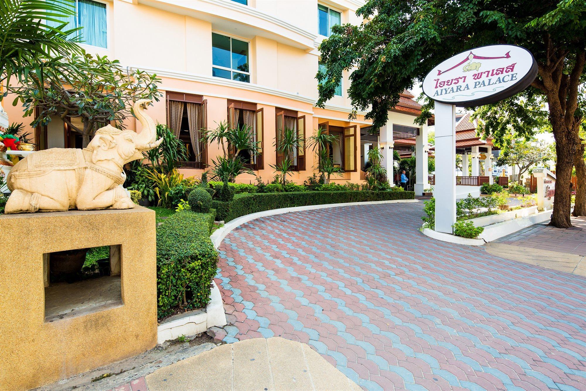 아이야라 팰리스 호텔 파타야 외부 사진 Atara Palace Hotel