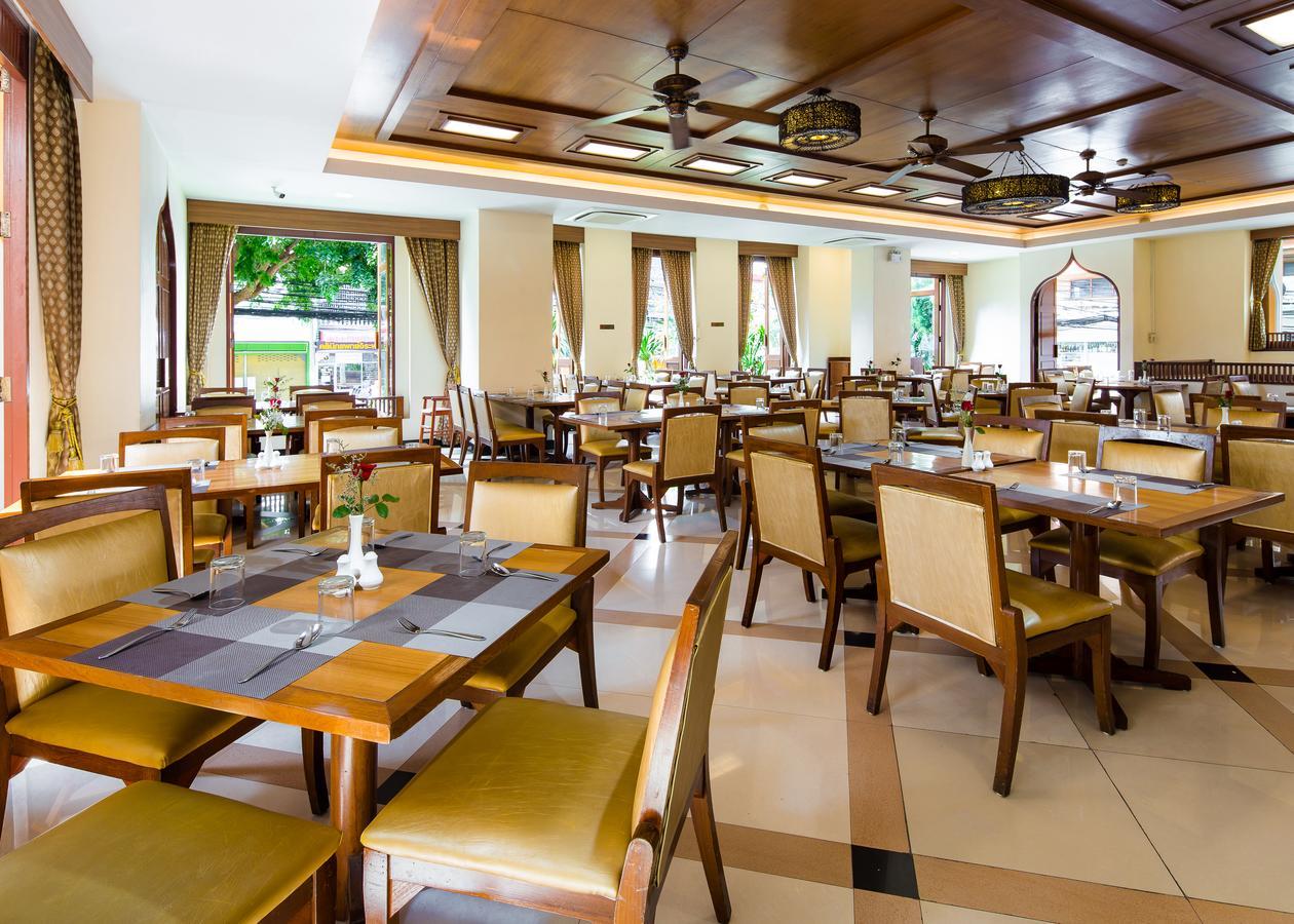 아이야라 팰리스 호텔 파타야 외부 사진 Restaurant